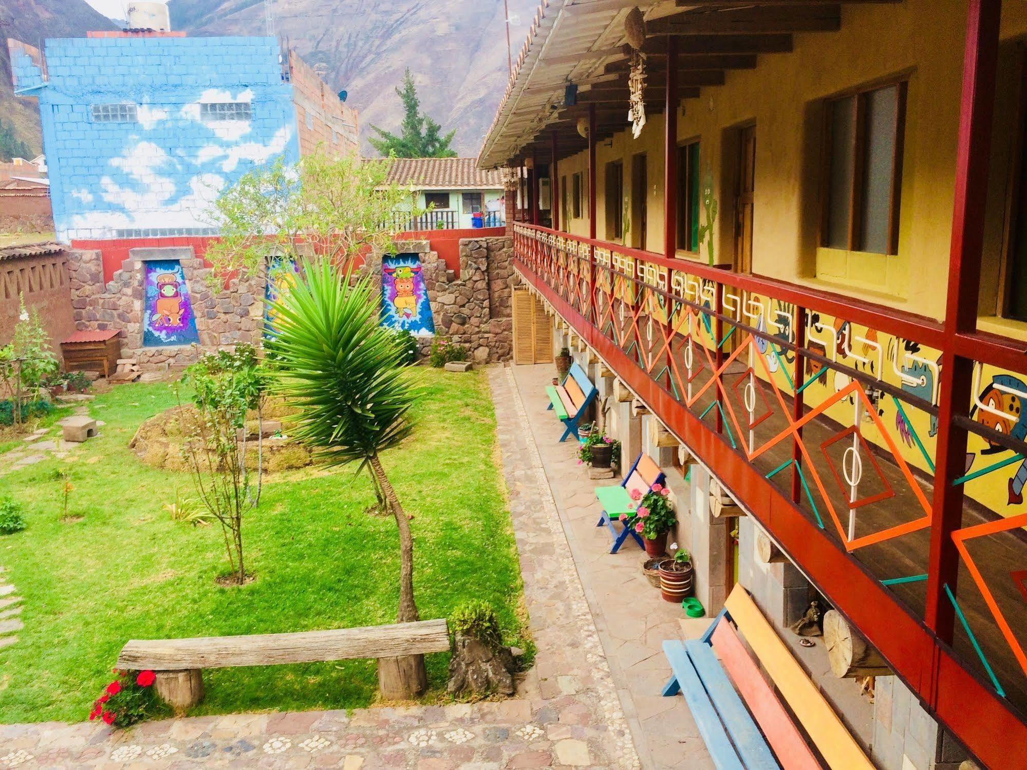 Готель Pisac Inca Екстер'єр фото