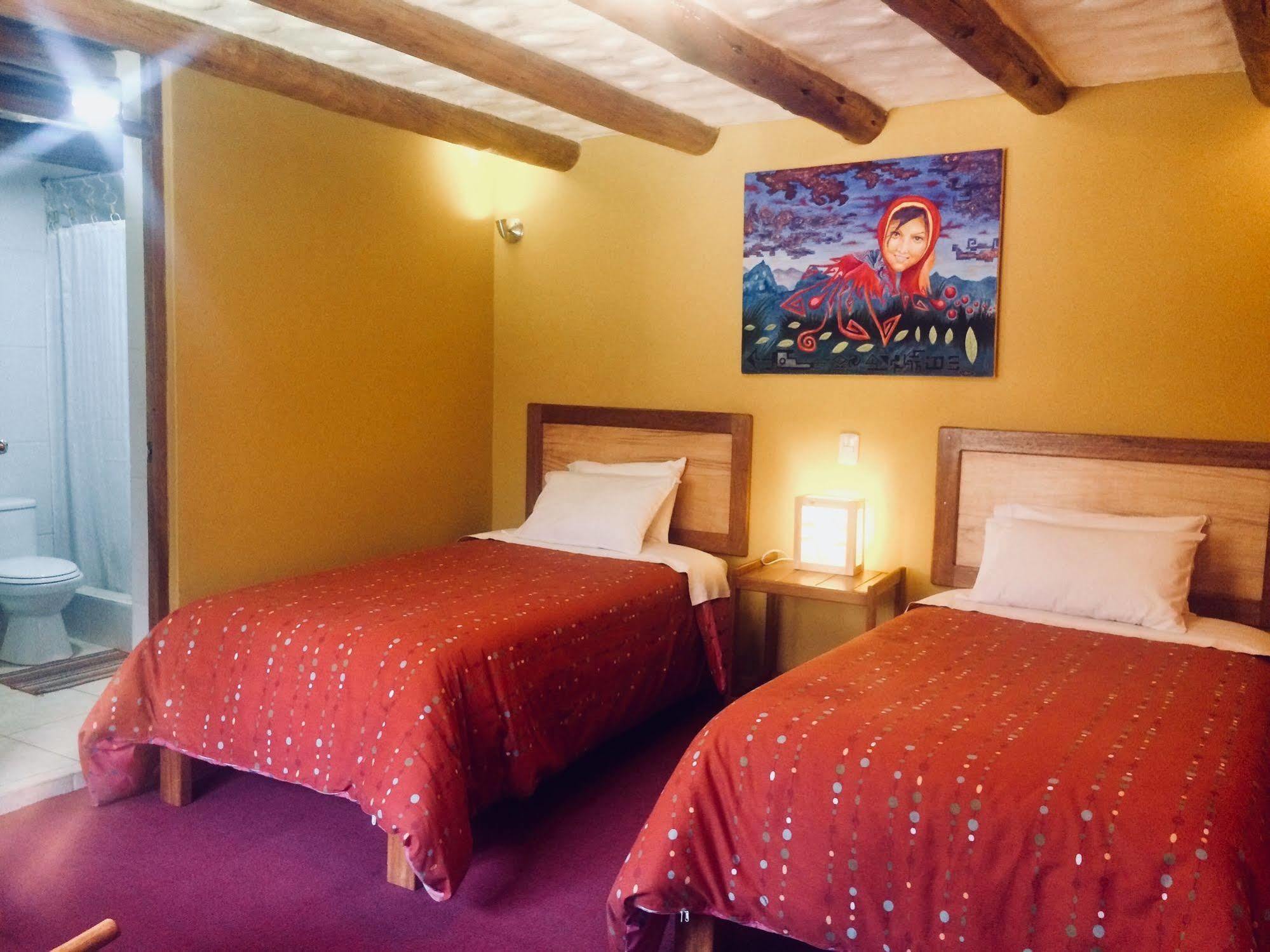 Готель Pisac Inca Екстер'єр фото