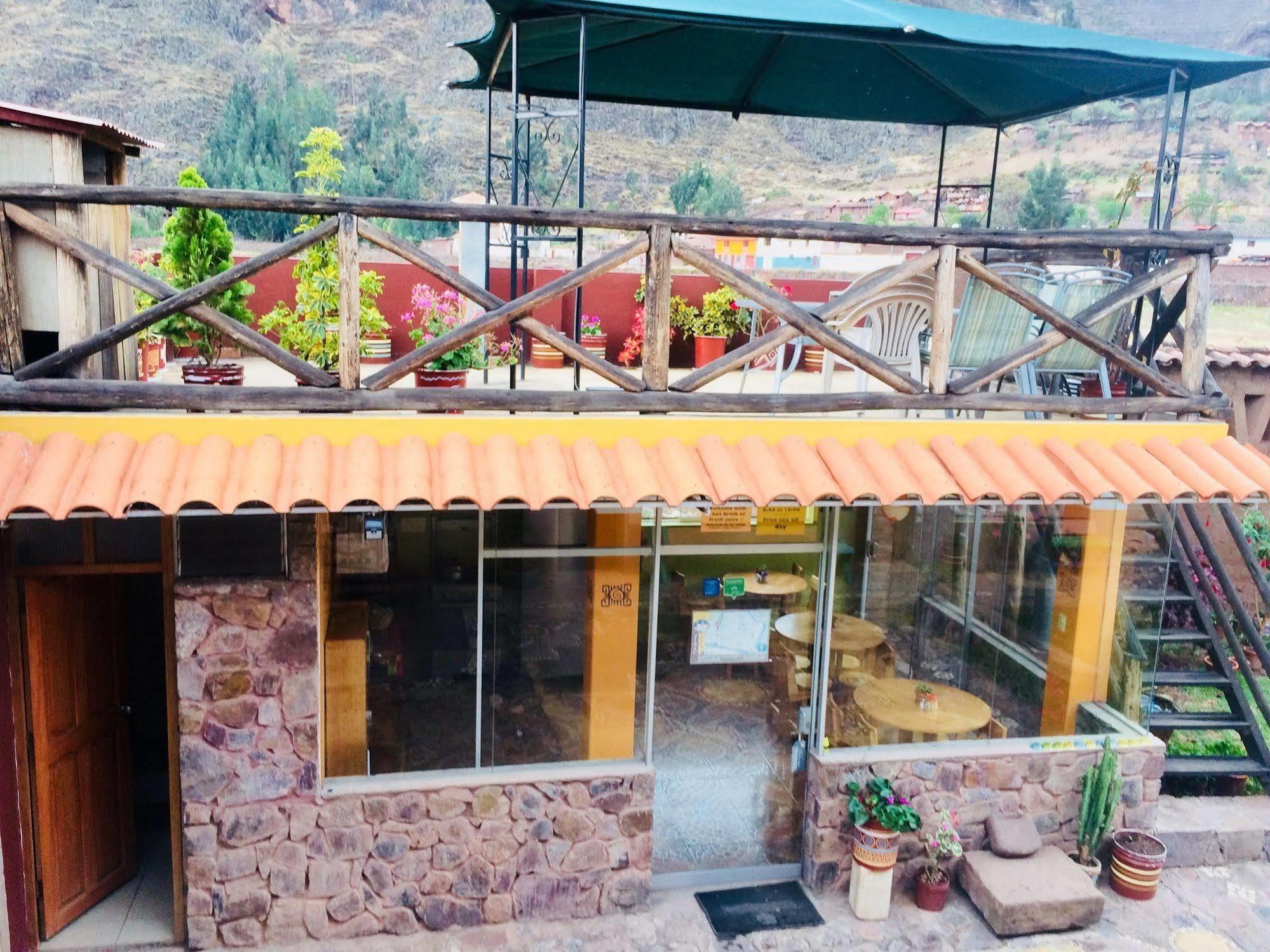 Готель Pisac Inca Екстер'єр фото